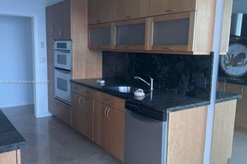 Снять в аренду кондоминиум в Майами-Бич, Флорида 2 спальни, 125.42м2, № 2082196 - фото 19