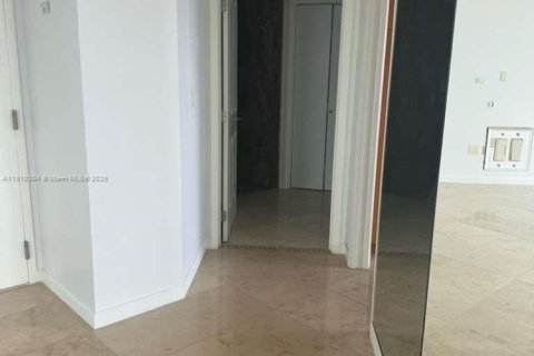 Снять в аренду кондоминиум в Майами-Бич, Флорида 2 спальни, 125.42м2, № 2082196 - фото 24