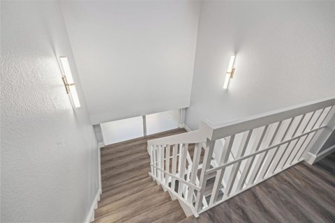 Снять в аренду таунхаус в Тиерра-Верде, Флорида 6 комнат, 275.92м2, № 1844456 - фото 20