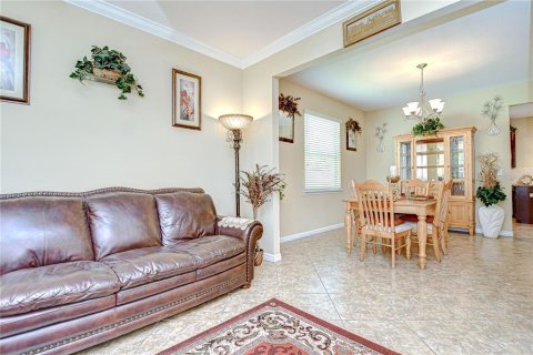 House in Land O' Lakes, Florida 4 bedrooms, 250.93 sq.m. № 1838358 - photo 13