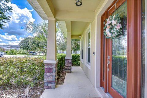 House in Land O' Lakes, Florida 4 bedrooms, 250.93 sq.m. № 1838358 - photo 4