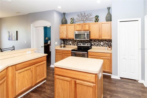 Villa ou maison à vendre à Spring Hill, Floride: 4 chambres, 222.22 m2 № 1746646 - photo 14