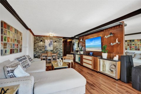 Condominio en venta en Hallandale Beach, Florida, 1 dormitorio, 67.82 m2 № 2011468 - foto 14
