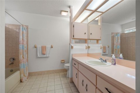 House in Ocala, Florida 3 bedrooms, 188.96 sq.m. № 1833429 - photo 14