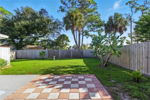 Villa ou maison à vendre à North Port, Floride: 2 chambres, 98.76 m2 № 1903119 - photo 30