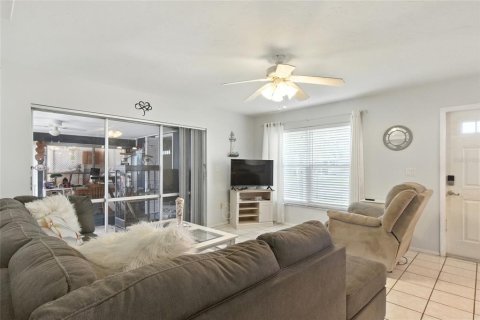 Villa ou maison à vendre à North Port, Floride: 2 chambres, 98.76 m2 № 1903119 - photo 8
