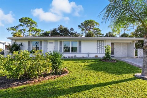 Villa ou maison à vendre à North Port, Floride: 2 chambres, 98.76 m2 № 1903119 - photo 5
