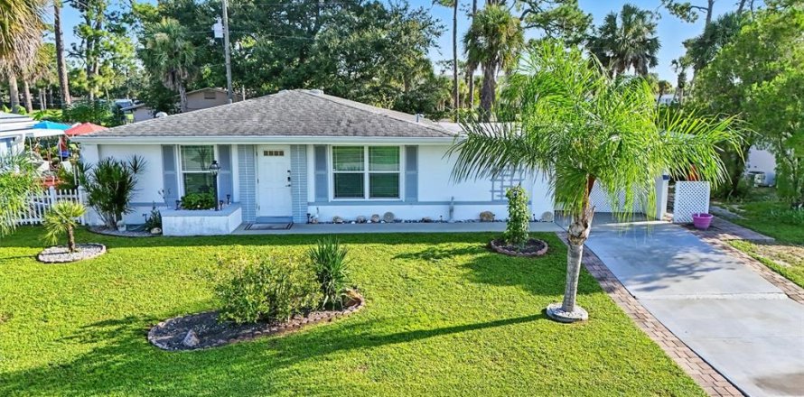 Villa ou maison à North Port, Floride 2 chambres, 98.76 m2 № 1903119