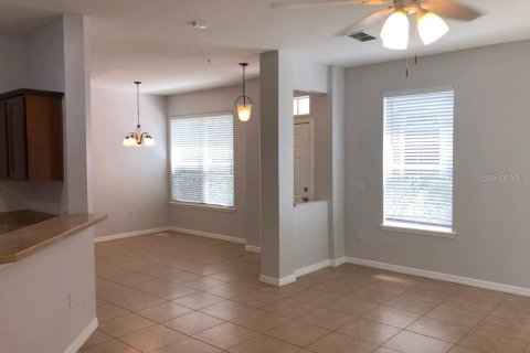 Copropriété à louer à Orlando, Floride: 3 chambres, 157.84 m2 № 2419275 - photo 5