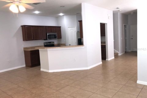 Copropriété à louer à Orlando, Floride: 3 chambres, 157.84 m2 № 2419275 - photo 6