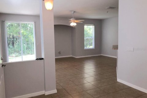 Copropriété à louer à Orlando, Floride: 3 chambres, 157.84 m2 № 2419275 - photo 2