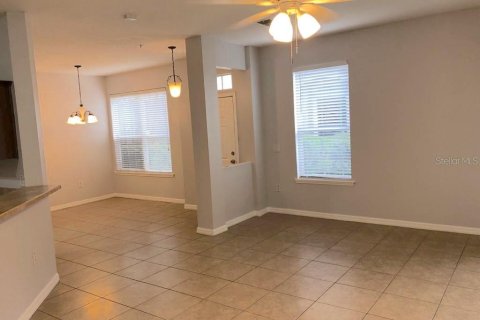 Copropriété à louer à Orlando, Floride: 3 chambres, 157.84 m2 № 2419275 - photo 3