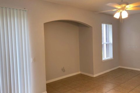 Copropriété à louer à Orlando, Floride: 3 chambres, 157.84 m2 № 2419275 - photo 12
