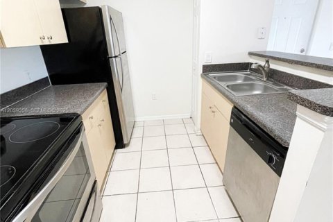 Copropriété à louer à West Palm Beach, Floride: 2 chambres, 86.03 m2 № 2256387 - photo 10