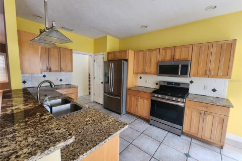 Casa en alquiler en Gainesville, Florida, 5 dormitorios, 250.37 m2 № 1778951 - foto 21