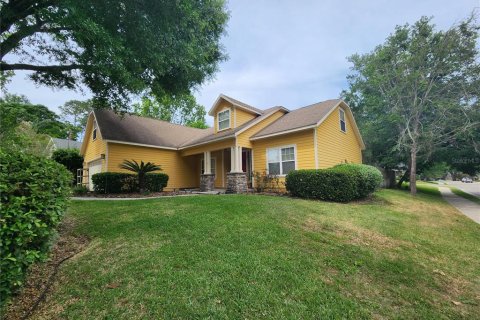 Casa en alquiler en Gainesville, Florida, 5 dormitorios, 250.37 m2 № 1778951 - foto 2