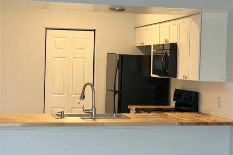 Appartement à louer à Rotonda, Floride: 2 chambres, 88.26 m2 № 2416361 - photo 4