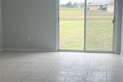 Appartement à louer à Rotonda, Floride: 2 chambres, 88.26 m2 № 2416361 - photo 3