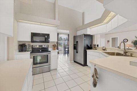 House in Rotonda, Florida 3 bedrooms, 180.51 sq.m. № 2200995 - photo 8