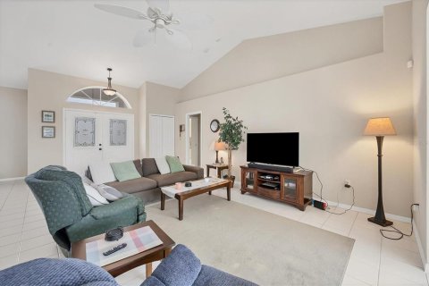 House in Rotonda, Florida 3 bedrooms, 180.51 sq.m. № 2200995 - photo 3