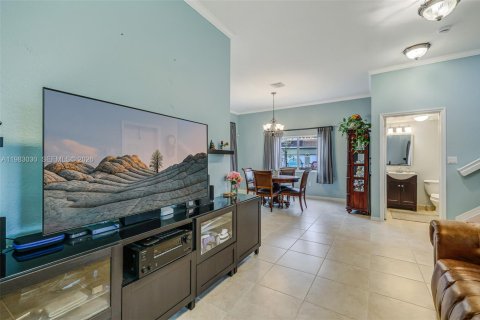Touwnhouse à vendre à Homestead, Floride: 3 chambres, 166.3 m2 № 2046592 - photo 12