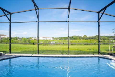 House in Haines City, Florida 3 bedrooms, 143.81 sq.m. № 1909190 - photo 5