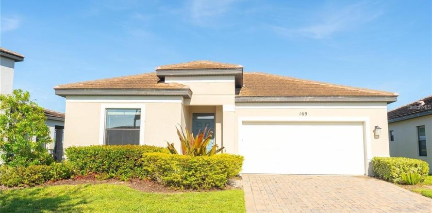 House in Haines City, Florida 3 bedrooms, 143.81 sq.m. № 1909190