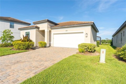 House in Haines City, Florida 3 bedrooms, 143.81 sq.m. № 1909190 - photo 2