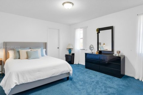 Купить виллу или дом в Санрайз, Флорида 4 спальни, 174.1м2, № 1987731 - фото 12