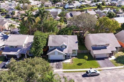 Купить виллу или дом в Санрайз, Флорида 4 спальни, 174.1м2, № 1987731 - фото 24