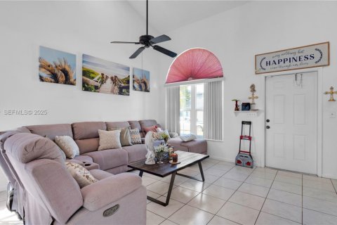 Купить виллу или дом в Санрайз, Флорида 4 спальни, 174.1м2, № 1987731 - фото 5