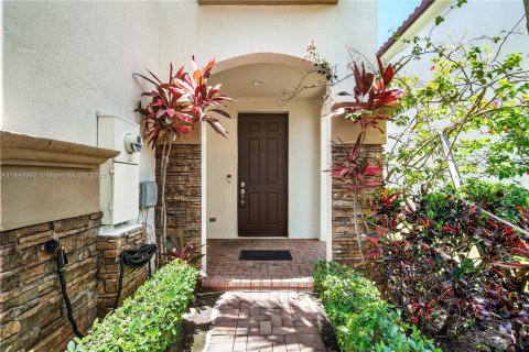 Купить виллу или дом в Дейви, Флорида 4 спальни, 222.97м2, № 2022330 - фото 3