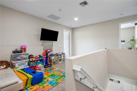 Купить виллу или дом в Дейви, Флорида 4 спальни, 222.97м2, № 2022330 - фото 21