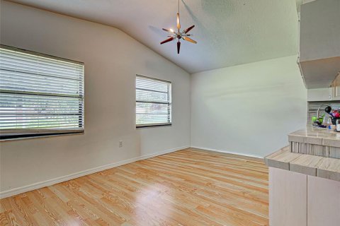 Casa en venta en Port Charlotte, Florida, 3 dormitorios, 162.11 m2 № 2210425 - foto 18
