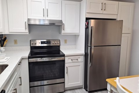 Condo in Delray Beach, Florida, 2 bedrooms  № 2245906 - photo 3