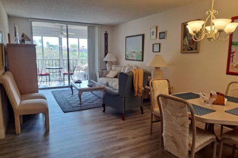 Condo in Delray Beach, Florida, 2 bedrooms  № 2245906 - photo 15