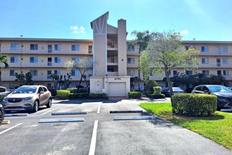 Condo in Delray Beach, Florida, 2 bedrooms  № 2245906