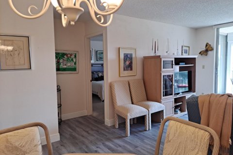 Condo in Delray Beach, Florida, 2 bedrooms  № 2245906 - photo 17