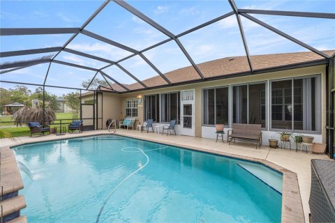 House in Ocala, Florida 4 bedrooms, 248.51 sq.m. № 2150312 - photo 3
