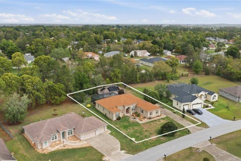 House in Ocala, Florida 4 bedrooms, 248.51 sq.m. № 2150312