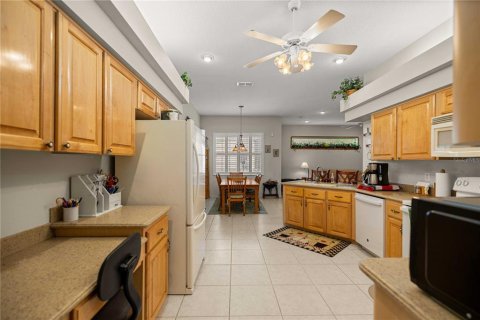 House in Ocala, Florida 4 bedrooms, 248.51 sq.m. № 2150312 - photo 9
