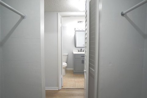 Copropriété à louer à Tampa, Floride: 2 chambres, 99.22 m2 № 1813298 - photo 8