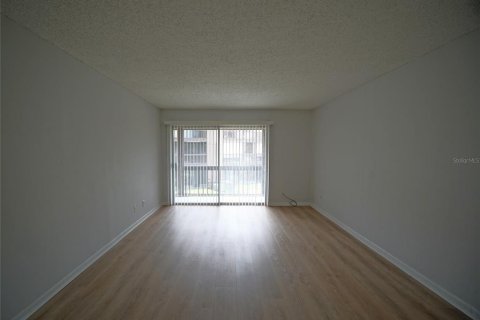 Copropriété à louer à Tampa, Floride: 2 chambres, 99.22 m2 № 1813298 - photo 13