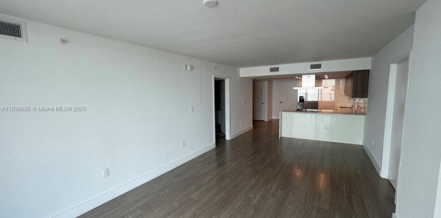 Condo à Bay Harbor Islands, Floride, 2 chambres  № 1981081