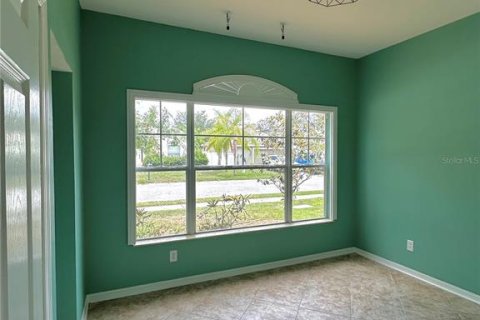 House in New Port Richey, Florida 3 bedrooms, 188.31 sq.m. № 1743278 - photo 7