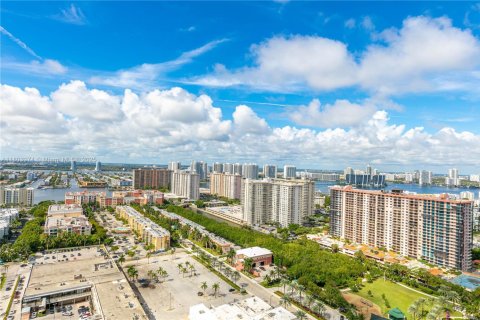 Condo in Sunny Isles Beach, Florida, 3 bedrooms  № 1864134 - photo 24