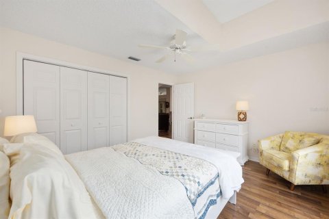 House in The Villages, Florida 2 bedrooms, 152.17 sq.m. № 1821379 - photo 23