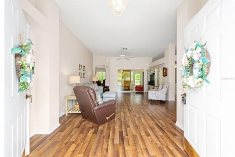 House in The Villages, Florida 2 bedrooms, 152.17 sq.m. № 1821379 - photo 3