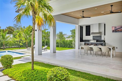 House in Pinecrest, Florida 6 bedrooms, 565.4 sq.m. № 1888177 - photo 29