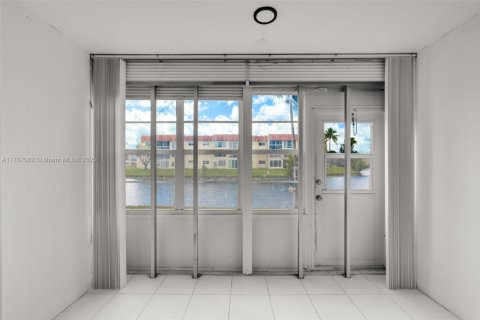 Купить кондоминиум в Санрайз, Флорида 1 спальня, 59.46м2, № 1979869 - фото 7